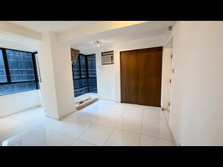 Soho - Lilian Court 03