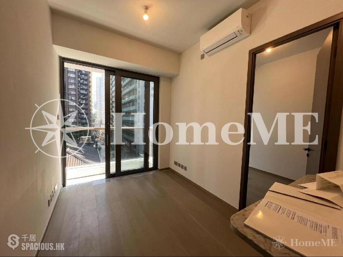 Sai Ying Pun - 15 Western Street 01