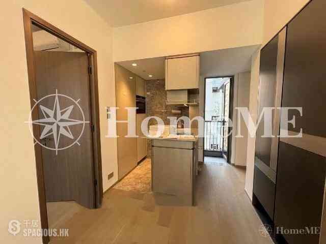 Sai Ying Pun - 15 Western Street 02