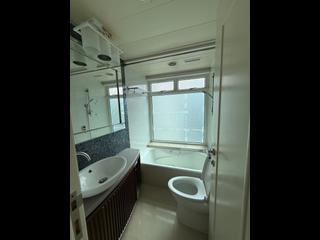Lohas Park - Lohas Park Phase 1 The Capitol Tower 5 04