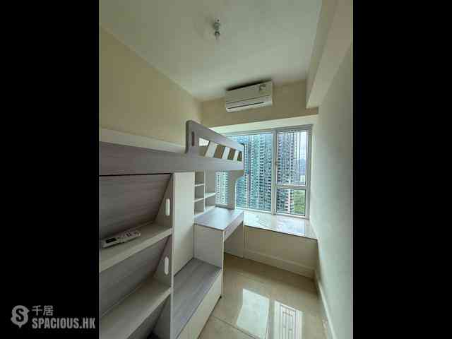 Lohas Park - Lohas Park Phase 1 The Capitol Tower 5 05