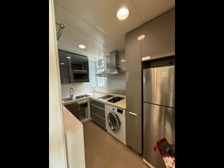 Lohas Park - Lohas Park Phase 1 The Capitol Tower 5 06
