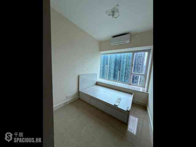 Lohas Park - Lohas Park Phase 1 The Capitol Tower 5 09