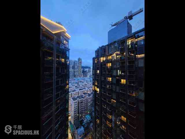 Tai Kok Tsui - Square Mile Phase 4 The Quinn・Square Mile 01