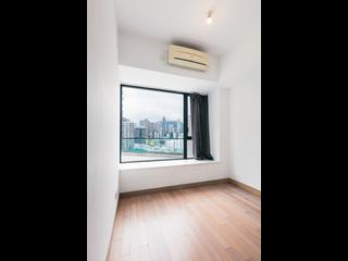Wan Chai - The Oakhill 02