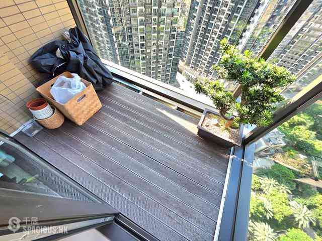 Tung Chung - The Visionary Tower 8 12