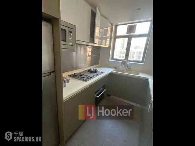 Sai Ying Pun - Island Crest 02
