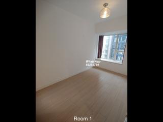 Soho - Centrestage 04