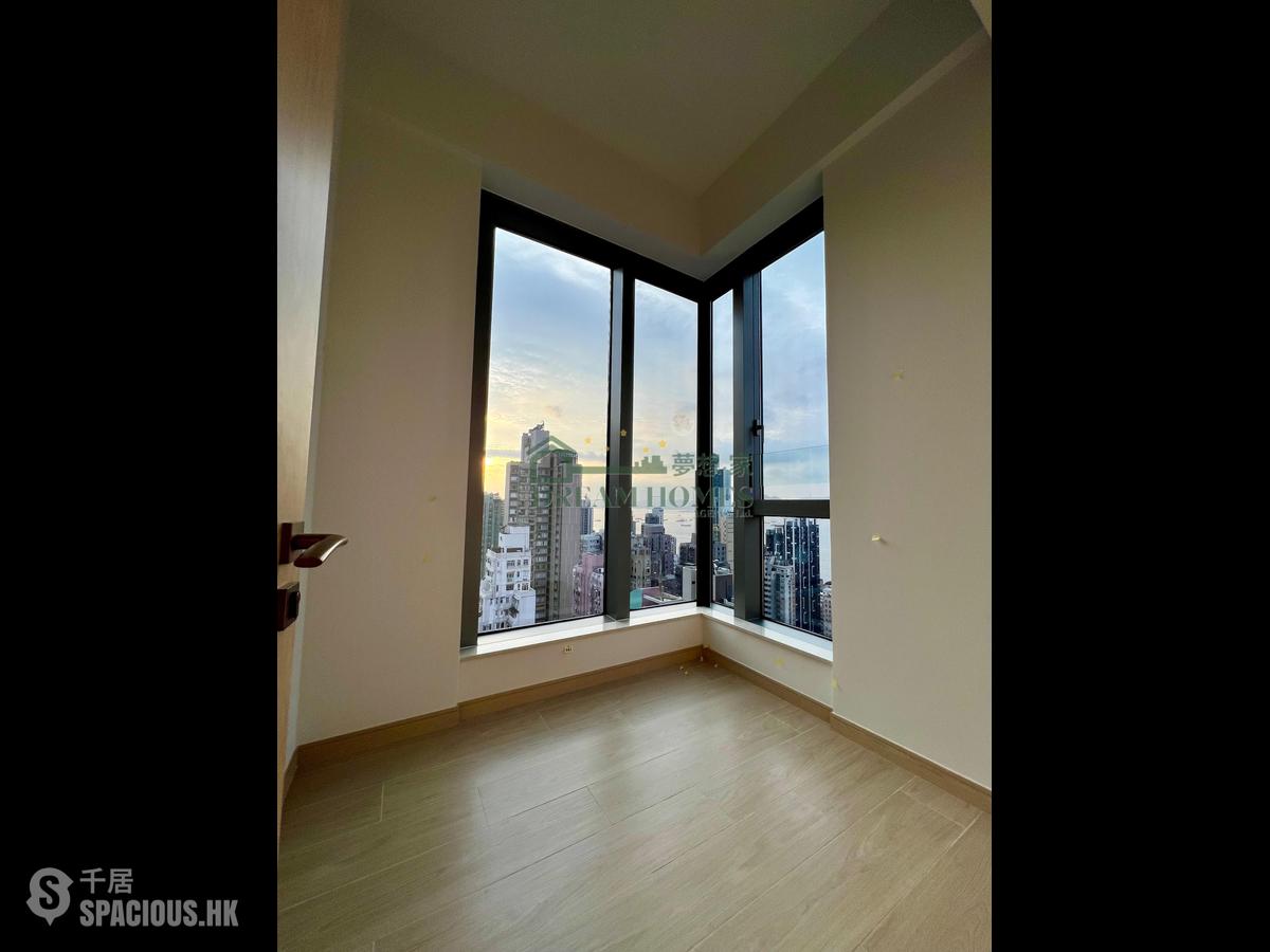 Sai Ying Pun - Upper Manor 01