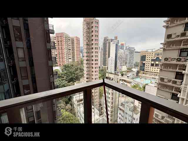 Tai Hang - The Warren 01