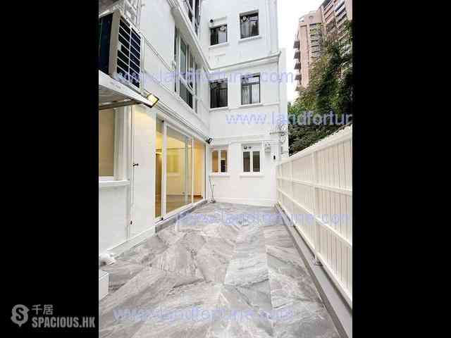 Repulse Bay - Villa Helvetia 02