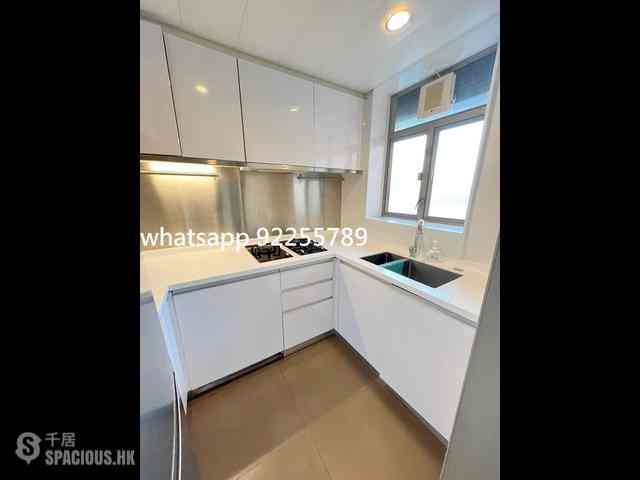 Sai Ying Pun - Island Crest 11