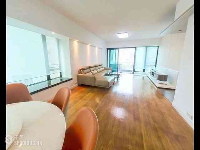 Mid Levels Central - 11, Macdonnell Road 02