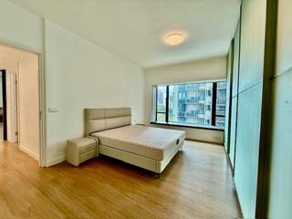 Mid Levels Central - 11, Macdonnell Road 10