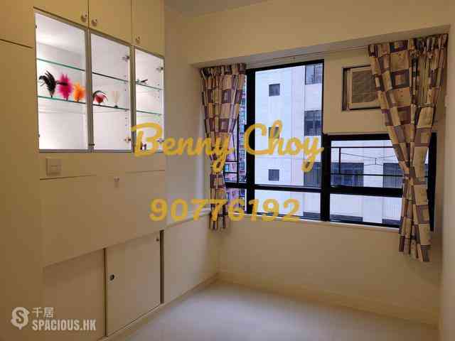 Soho - Cameo Court 02