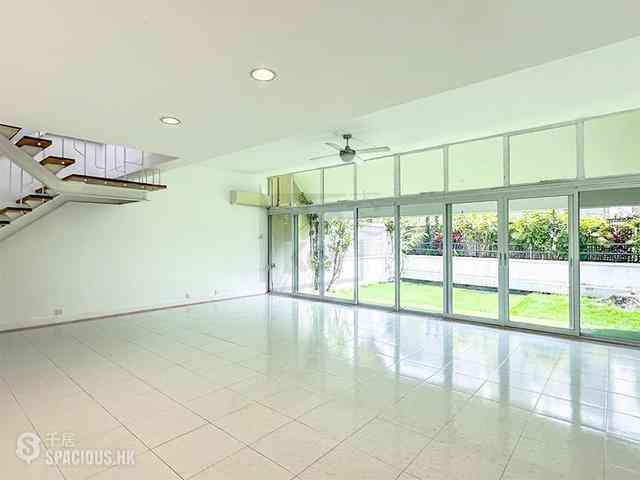 Pok Fu Lam - Bisney Villas 01