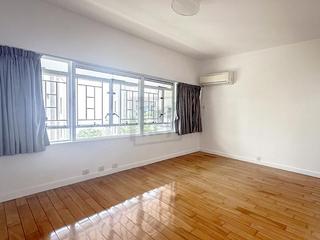 Pok Fu Lam - Bisney Villas 05