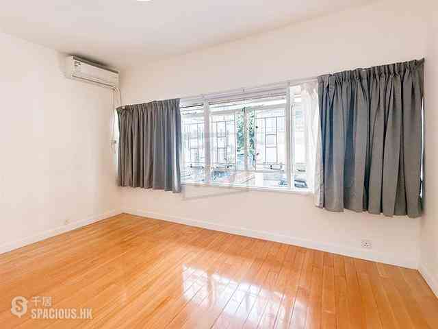 Pok Fu Lam - Bisney Villas 08