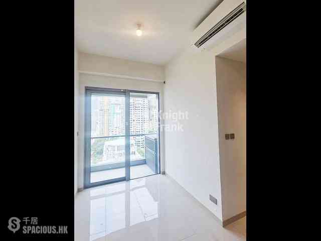 Sai Ying Pun - Upper Manor 03