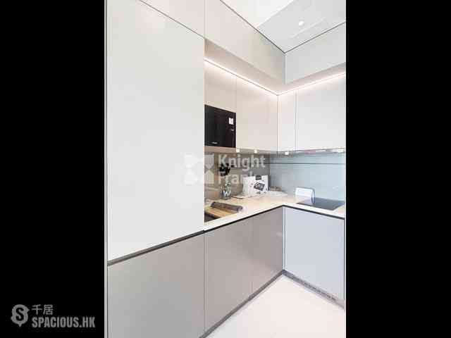 Sai Ying Pun - Upper Manor 04