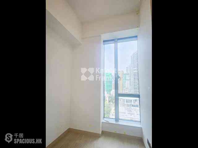 Sai Ying Pun - Upper Manor 06