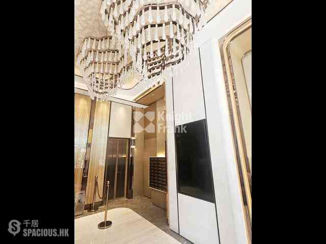 Sai Ying Pun - Upper Manor 11