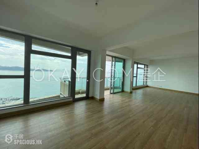 Pok Fu Lam - Villas Sorrento 03