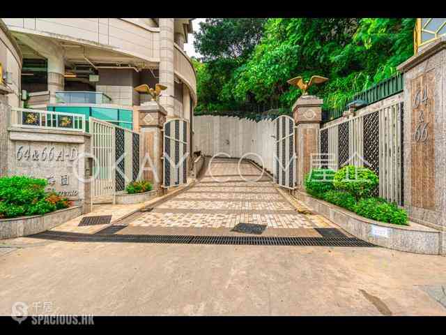 Pok Fu Lam - Villas Sorrento 14