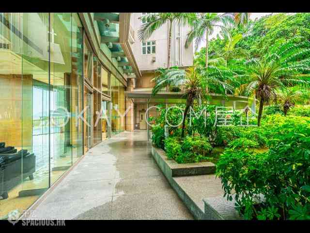 Pok Fu Lam - Villas Sorrento 16