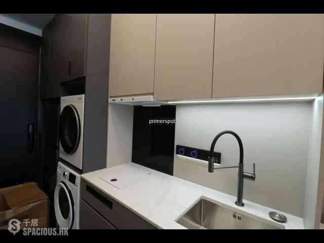 Wan Chai - J Residence 08