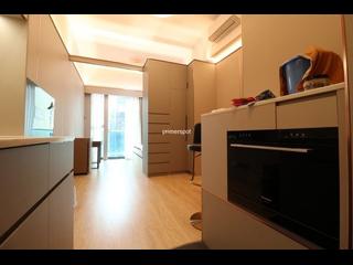 Wan Chai - J Residence 09