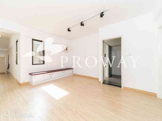 Chung Hom Kok - 19-25, Horizon Drive 05