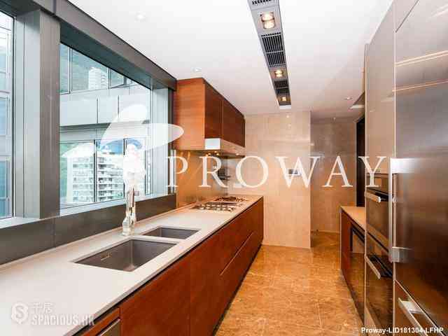 Mid Levels West - University Heights 11