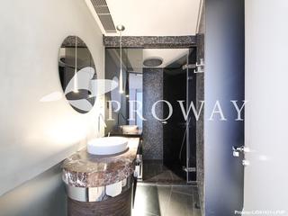 Repulse Bay - The Lily 12