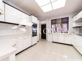 Chung Hom Kok - 19-25, Horizon Drive 11