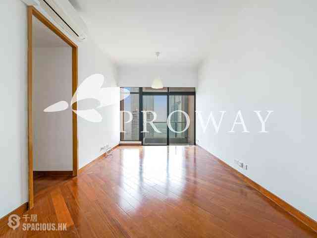 West Kowloon - The Arch 01