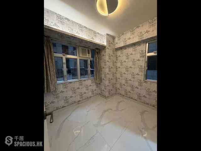 Wan Chai - Gold Jade Mansion 13