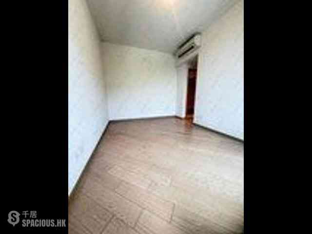Wong Chuk Hang - The Southside Phase 1 Southland Tower 1A 03