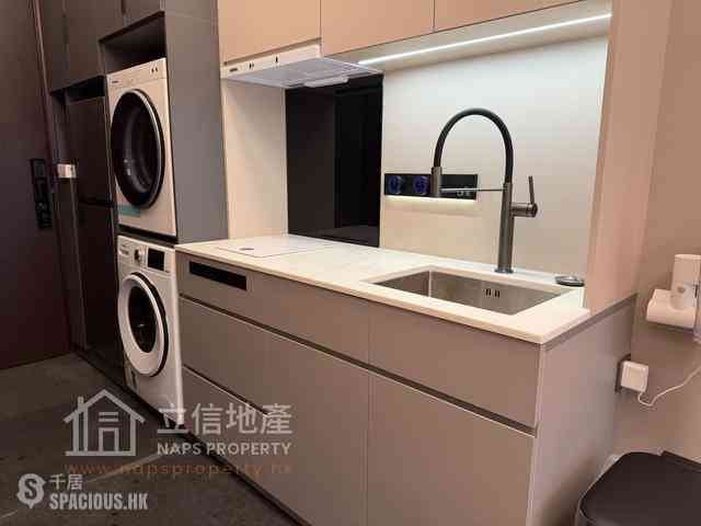 Wan Chai - J Residence 05