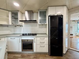 Mid Levels Central - Robinson Place 13