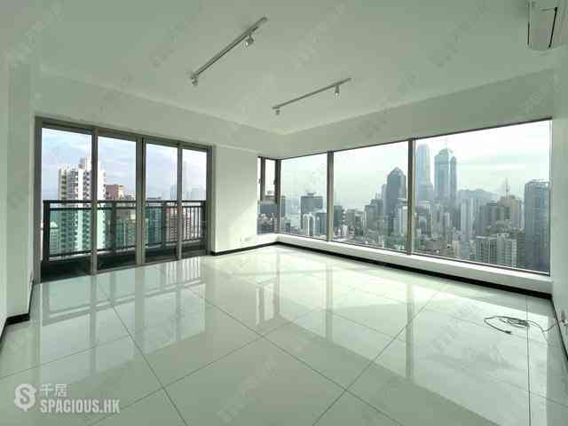 Sai Ying Pun - Centre Place 02