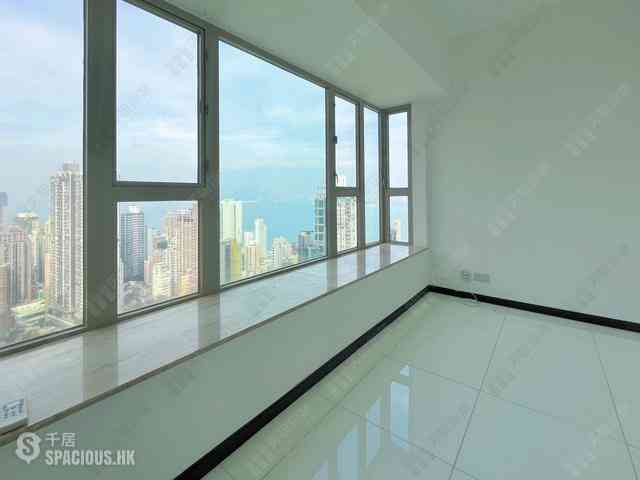 Sai Ying Pun - Centre Place 04