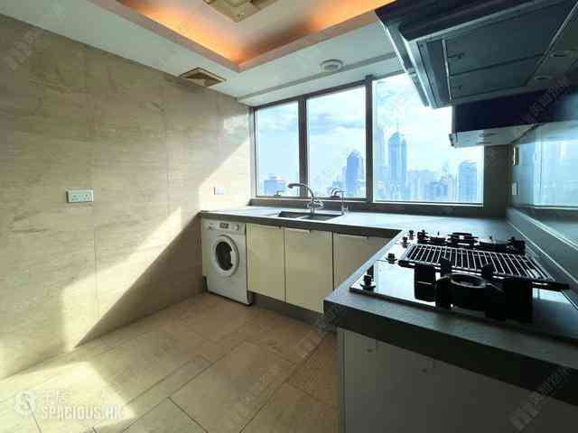 Sai Ying Pun - Centre Place 05