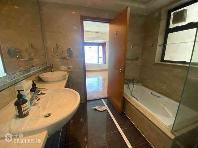 Shek Tong Tsui - The Belcher's Phase 1 Block 1 11