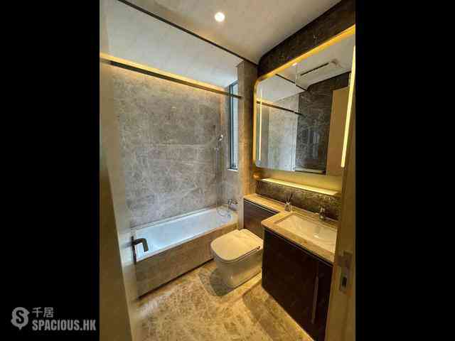 Wong Chuk Hang - The Southside Phase 2 La Marina Tower 2B 09
