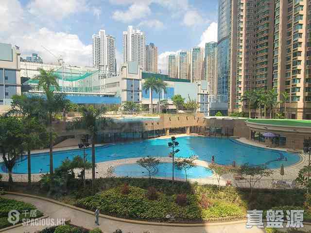Tai Kok Tsui - Island Harbourview 04