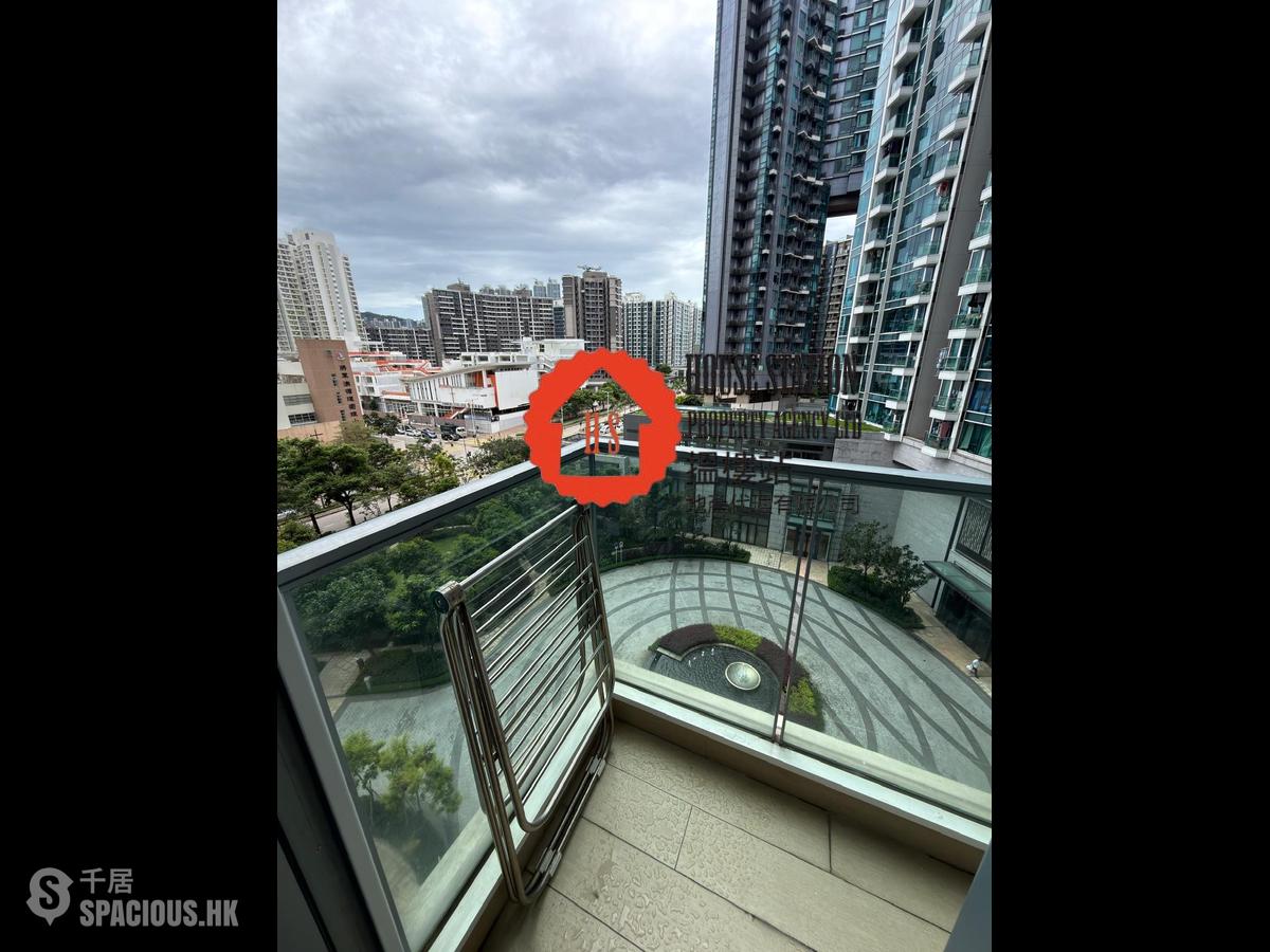 Tseung Kwan O - The Parkside 01