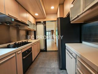 Happy Valley - Ventris Place 06