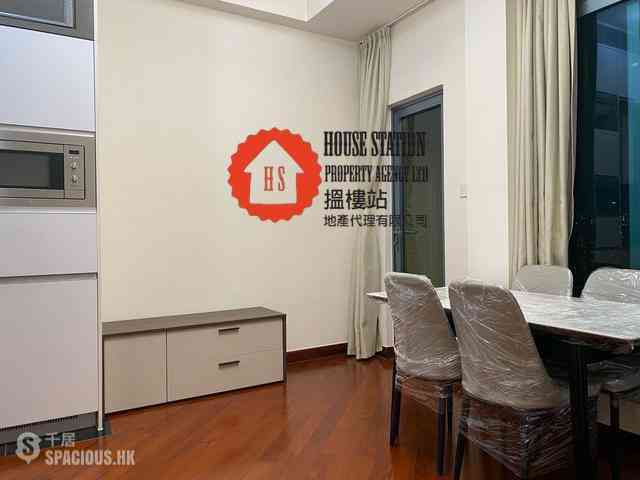Tai Kok Tsui - Park Summit Block 1 03