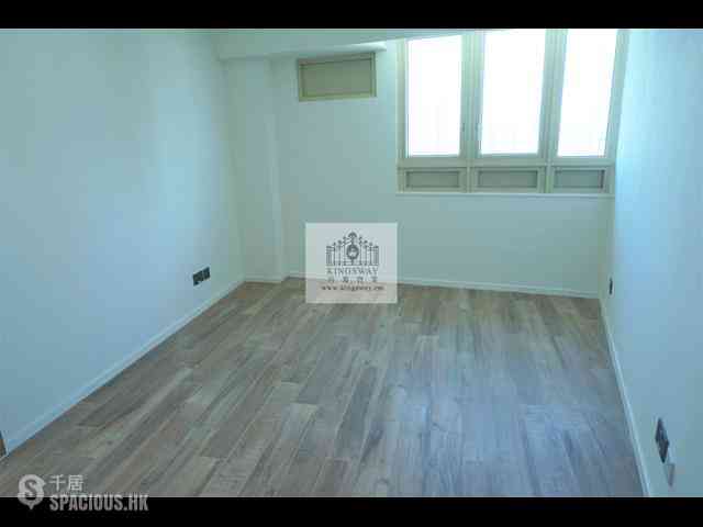 Mid Levels Central - St. Joan Court 05